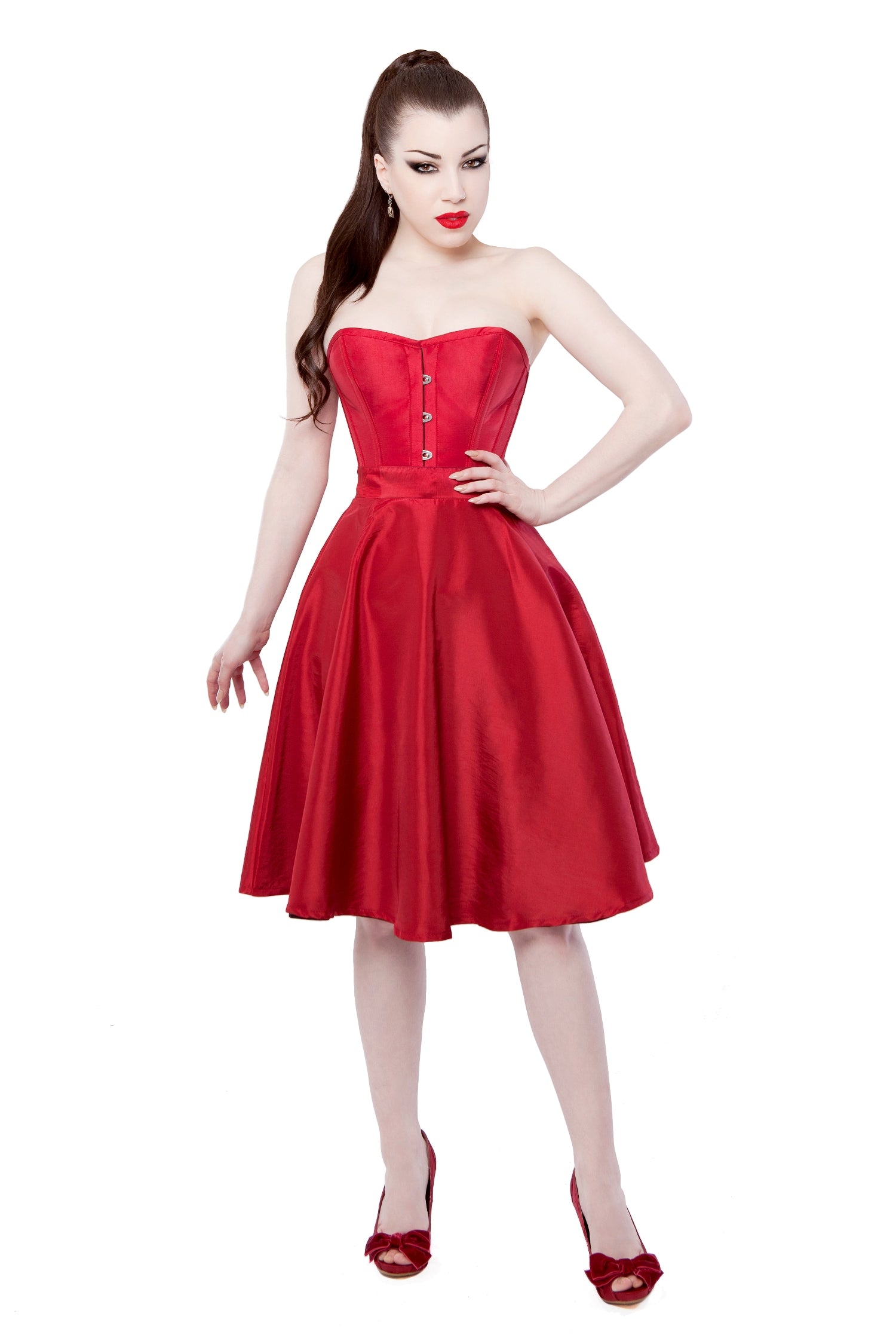 La Femme en Robe Corset Rouge