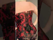 Corset overbust grande taille Maeve, motif floral noir et rouge